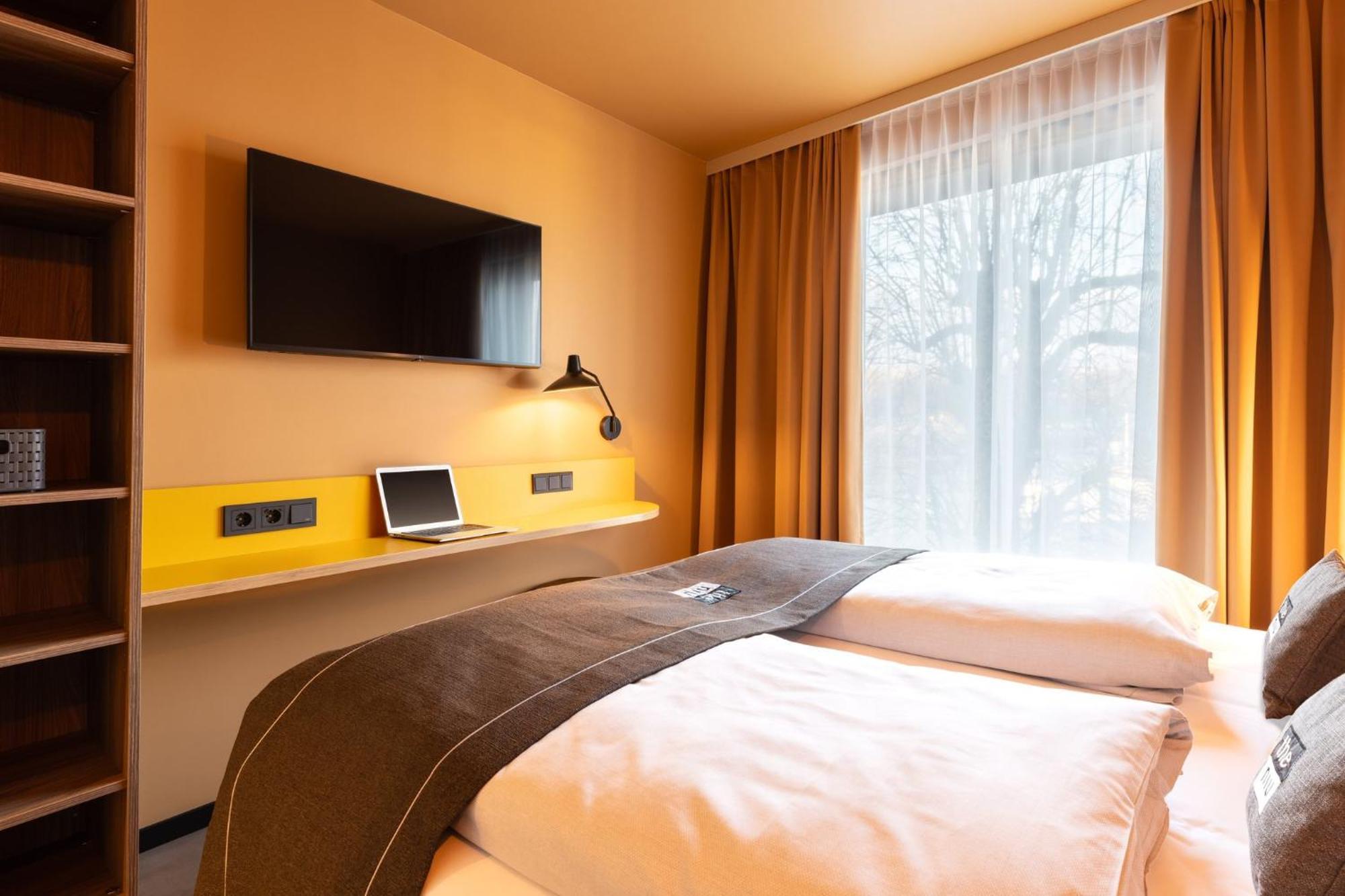 Hostel/monteurzimmer R21+ R23 Hotel