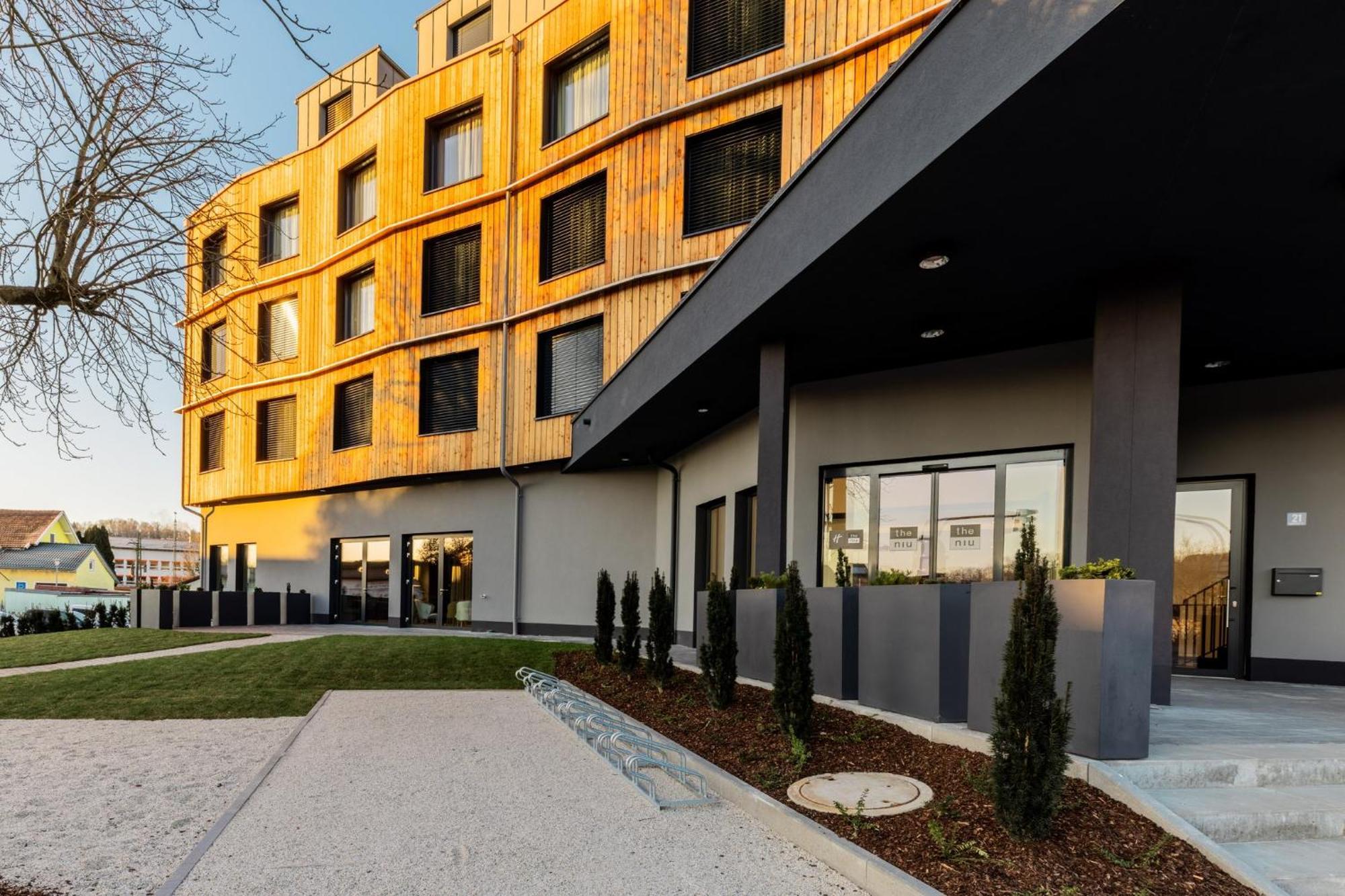 Hostel/monteurzimmer R21+ R23 Hotel *